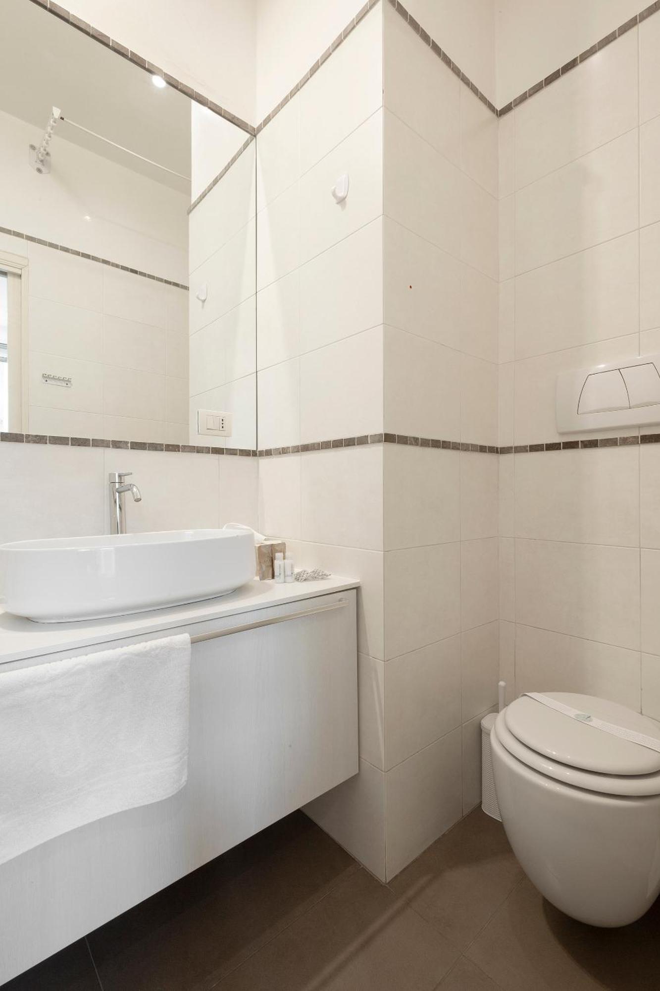 Vittore Rooms & Apartment Milan Extérieur photo